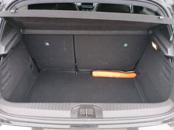 Vente en ligne Renault Clio 5 Clio TCe 90 au prix de 17 590 €