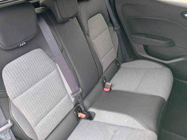 Vente en ligne Renault Clio 5 Clio TCe 90 au prix de 17 590 €