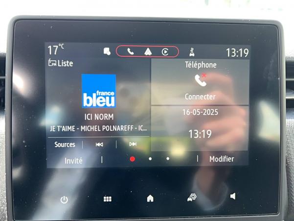 Vente en ligne Renault Clio 5 Clio TCe 90 au prix de 16 490 €