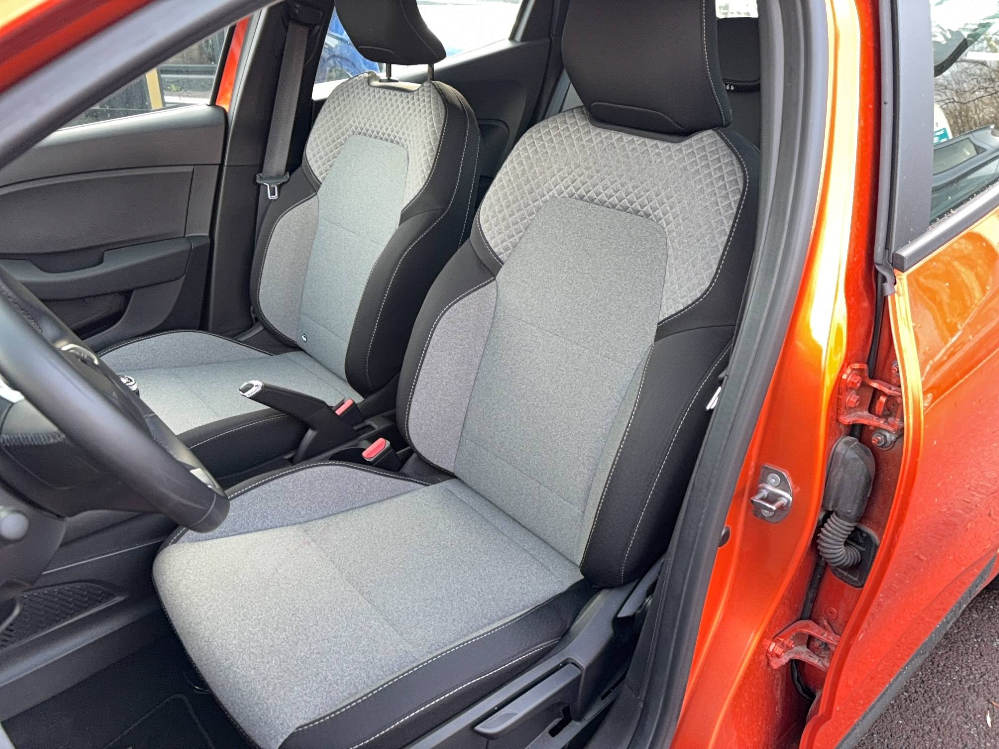 Vente en ligne Renault Clio 5 Clio SCe 65 au prix de 14 990 €