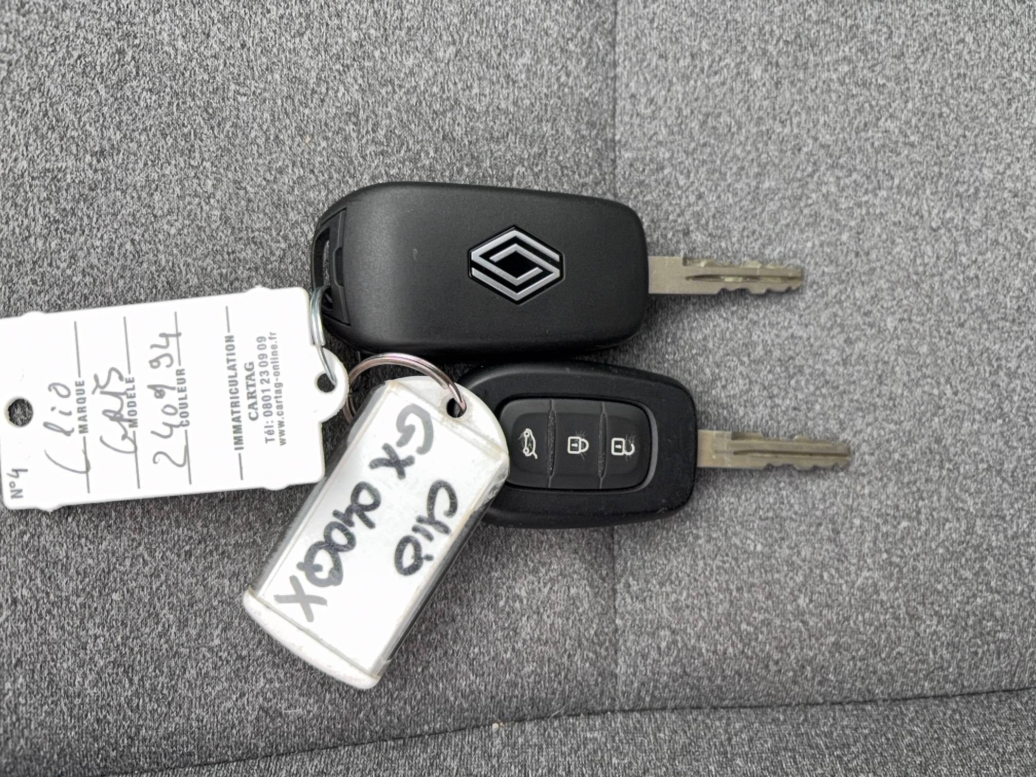 Vente en ligne Renault Clio 5 Clio SCe 65 au prix de 14 990 €