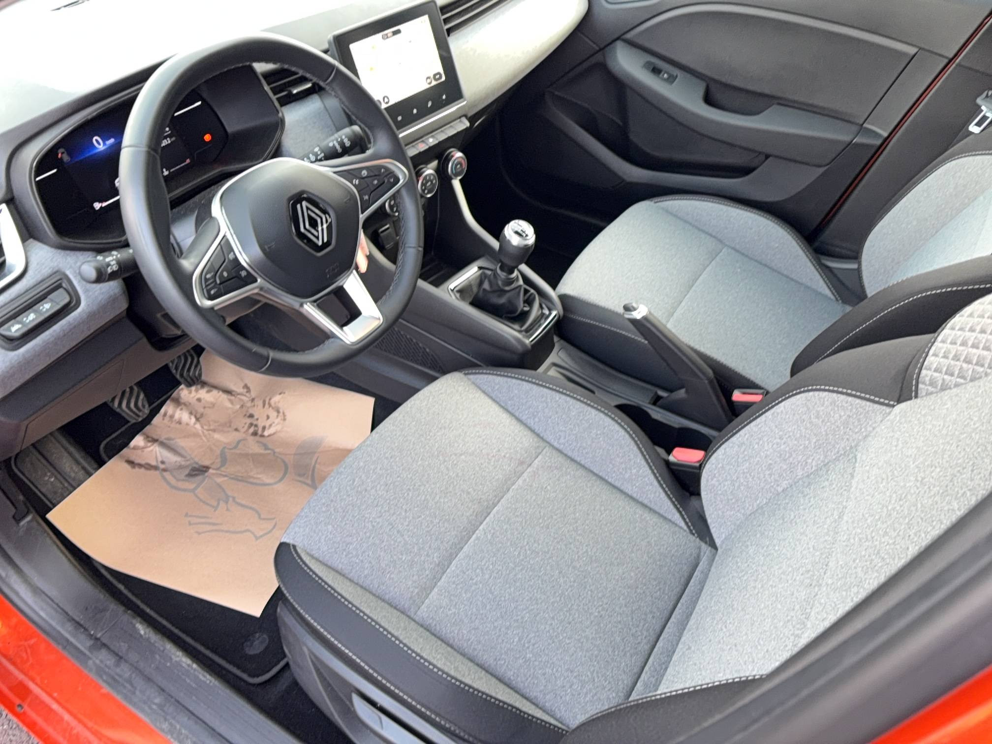 Vente en ligne Renault Clio 5 Clio SCe 65 au prix de 14 990 €