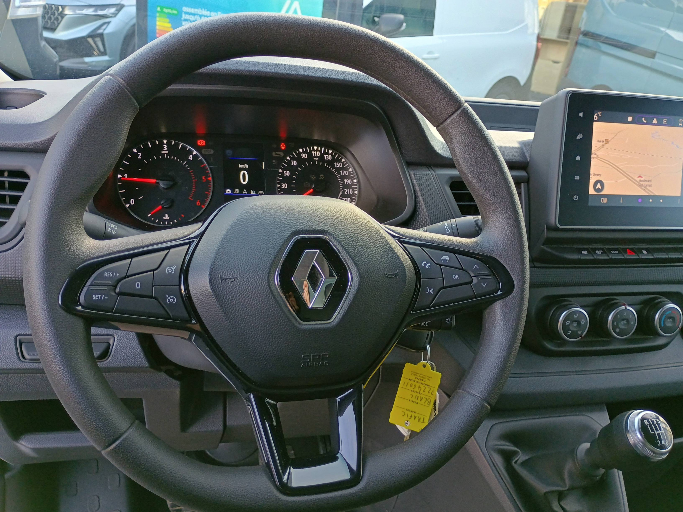 Vente en ligne Renault Trafic 3 Fourgon TRAFIC FGN L1H1 2800 KG BLUE DCI 110 au prix de 26 590 €