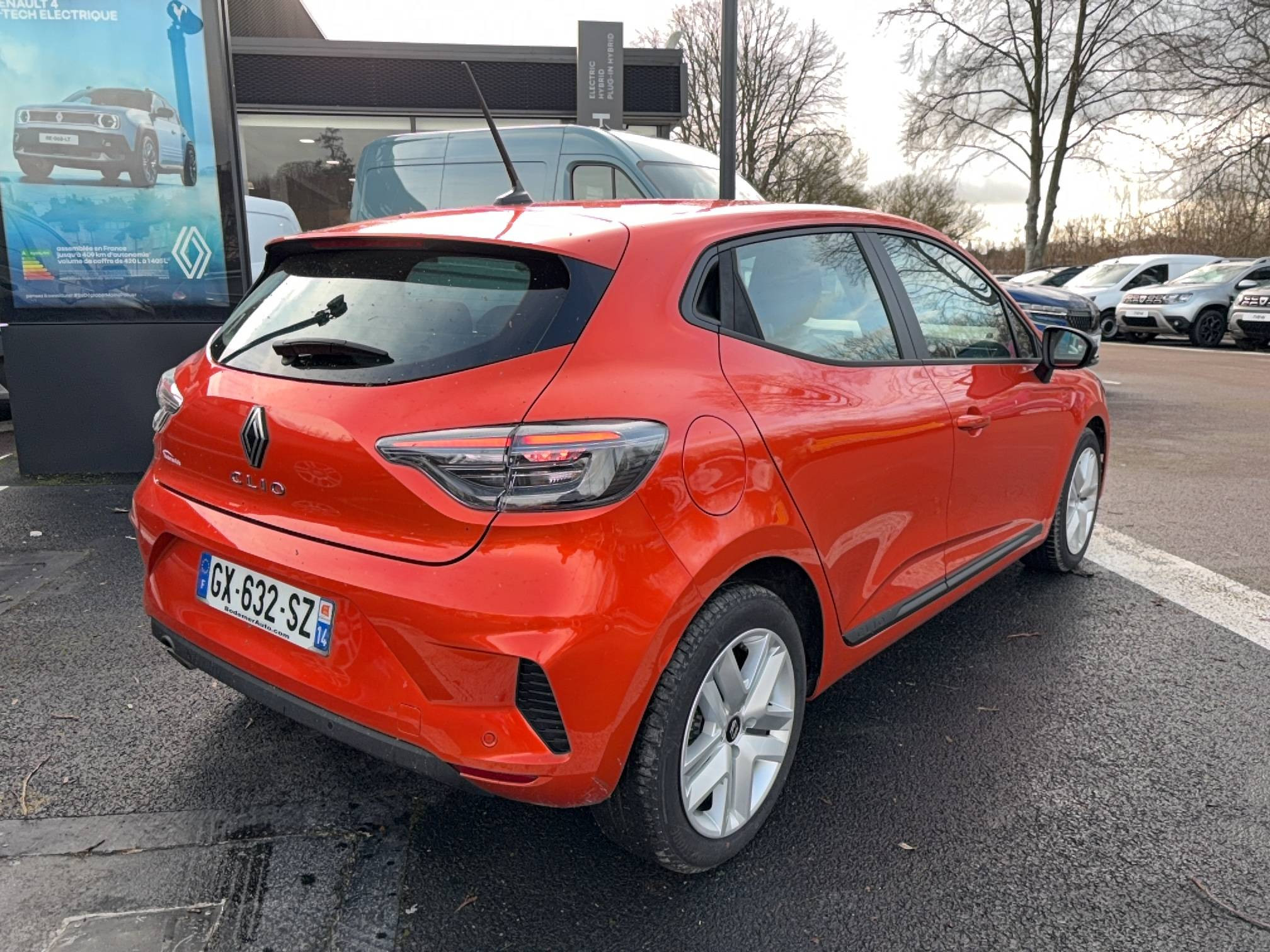 Vente en ligne Renault Clio 5 Clio SCe 65 au prix de 14 990 €