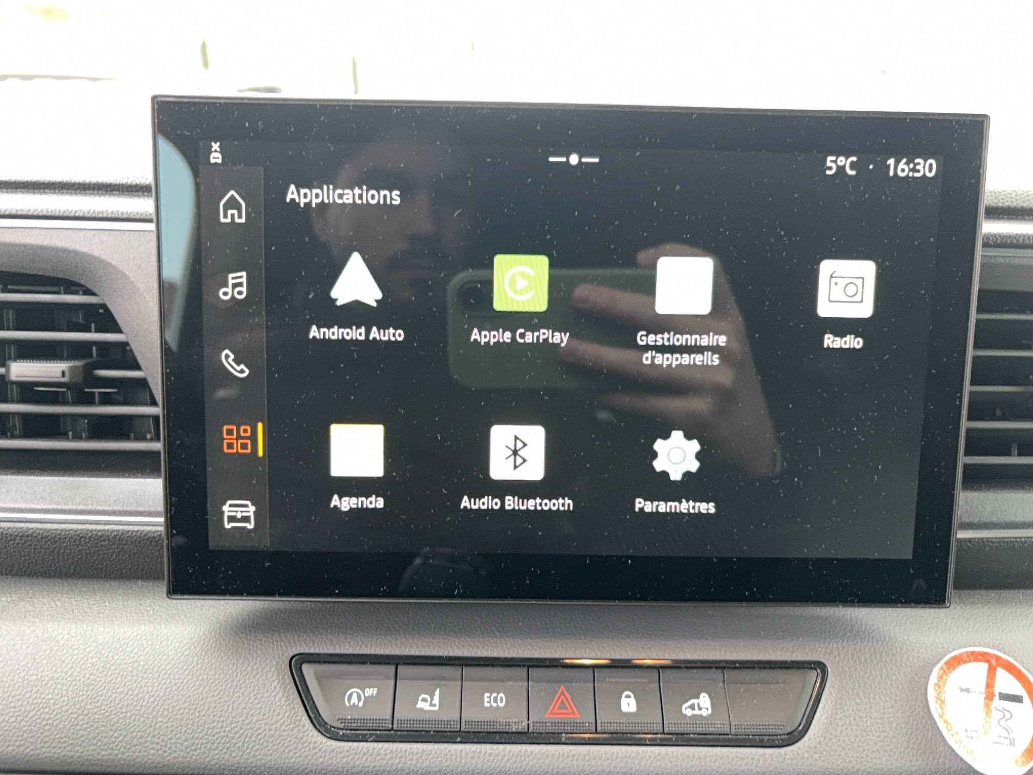 Vente en ligne Renault Master Fourgon MASTER FG BLUE DCI 130 L2H2 3T5 TR au prix de 30 990 €