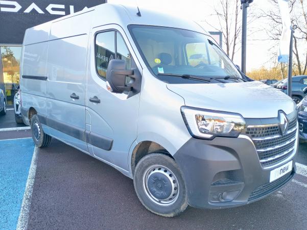 Vente en ligne Renault Master 3 Fourgon MASTER FGN TRAC F3300 L2H2 DCI 135 au prix de 25 990 €