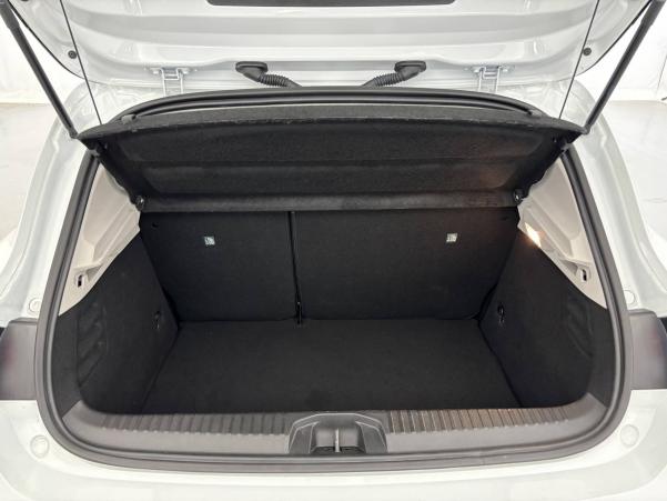 Vente en ligne Renault Clio 5 Clio E-Tech 140 au prix de 15 590 €