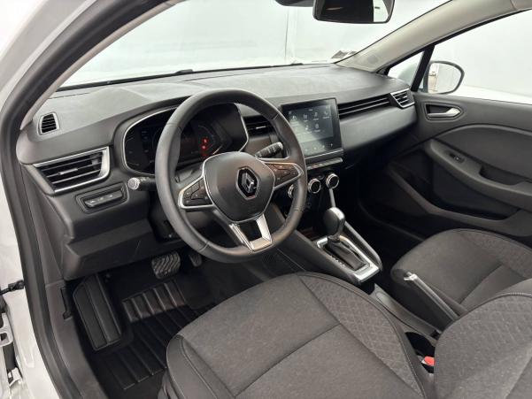 Vente en ligne Renault Clio 5 Clio E-Tech 140 au prix de 15 590 €