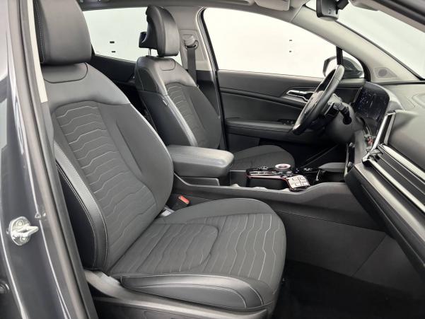 Vente en ligne Kia Sportage  1.6 T-GDi 230ch ISG Hybride BVA6 4x2 au prix de 32 990 €