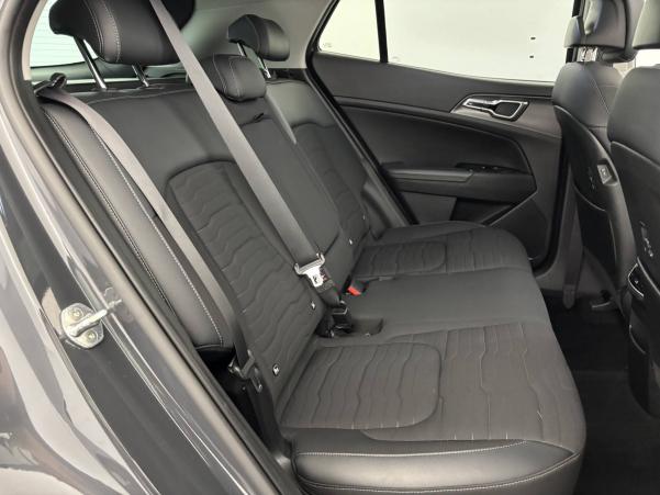Vente en ligne Kia Sportage  1.6 T-GDi 230ch ISG Hybride BVA6 4x2 au prix de 32 990 €