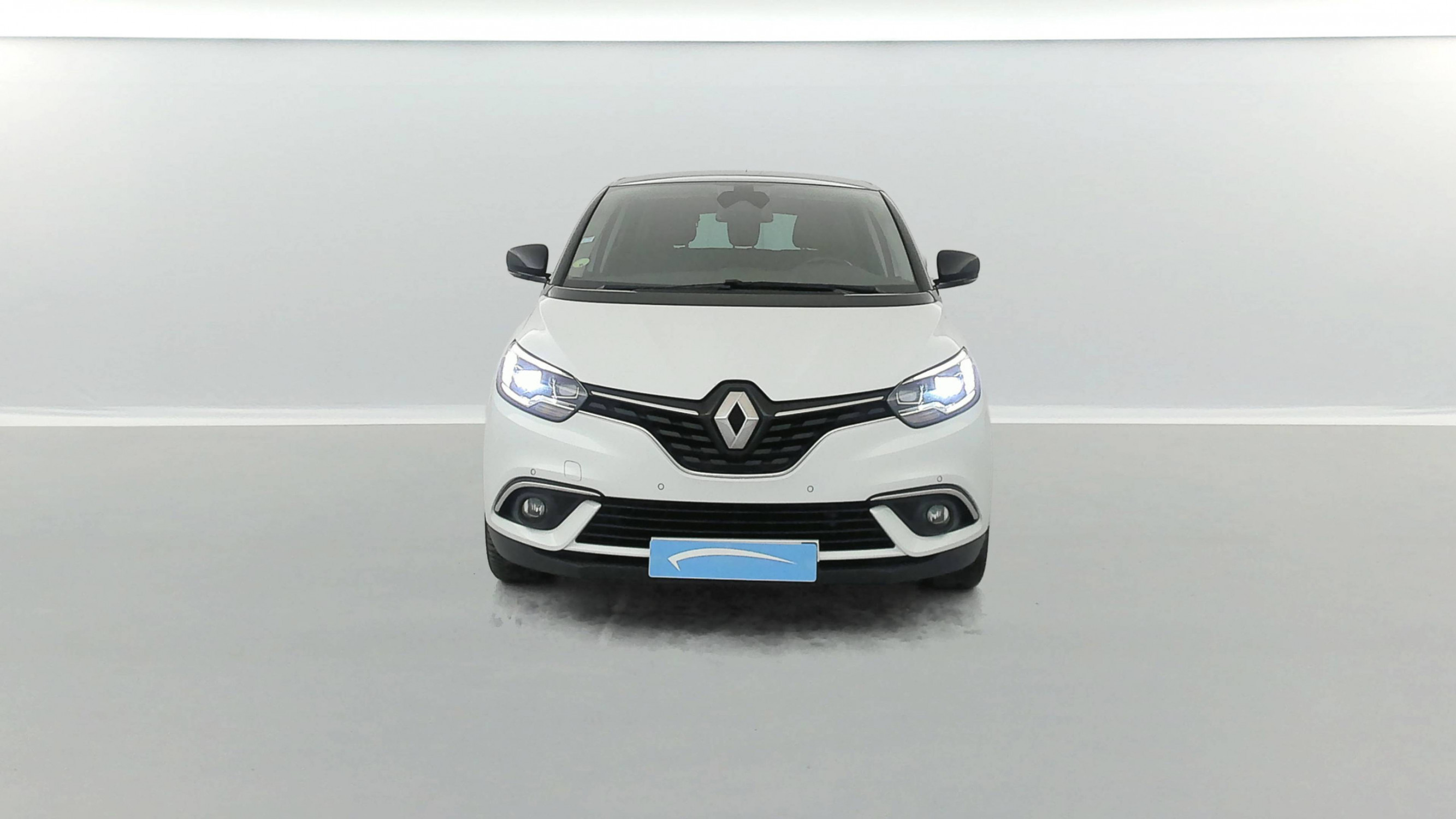 Vente en ligne Renault Scenic 4 Scenic Blue dCi 120 au prix de 13 590 €