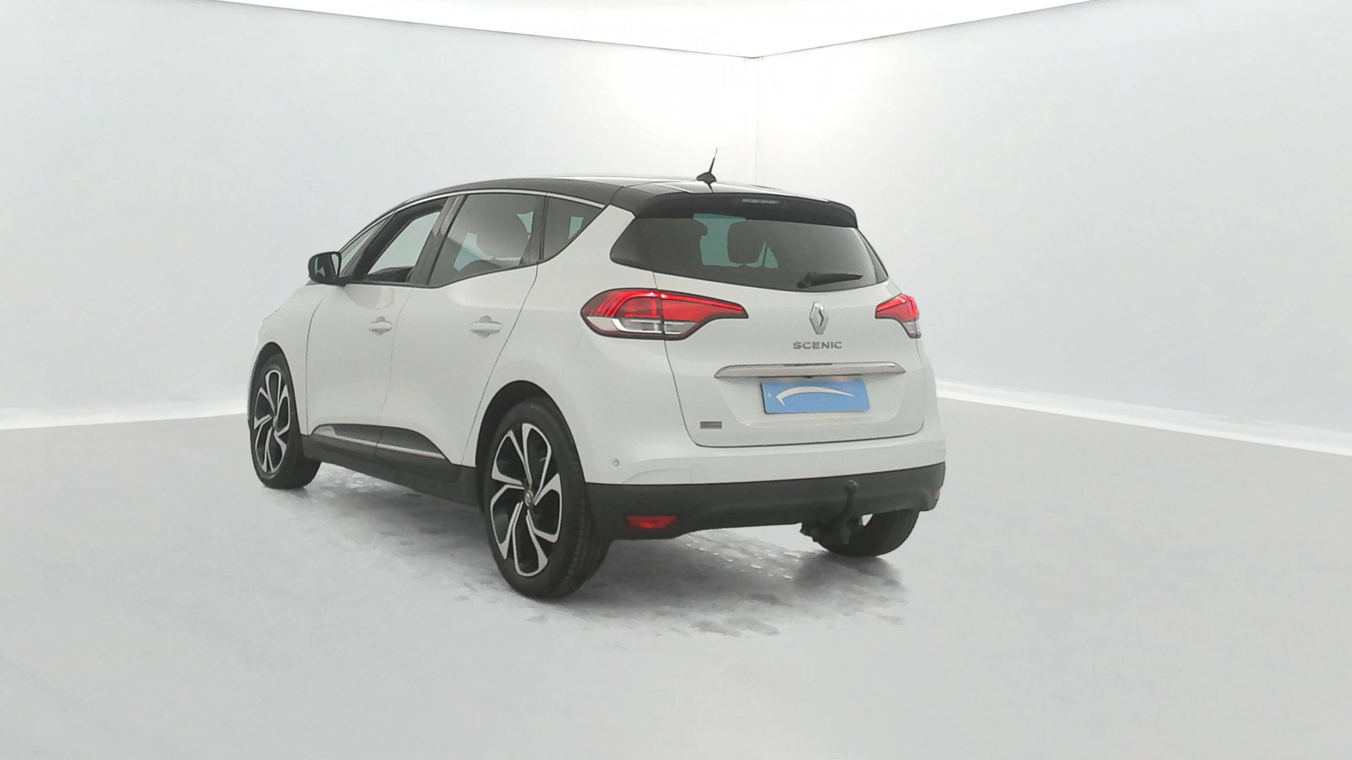 Vente en ligne Renault Scenic 4 Scenic Blue dCi 120 au prix de 13 590 €