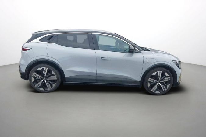 Vente en ligne Renault Megane E-Tech  EV60 220 ch super charge au prix de 27 390 €