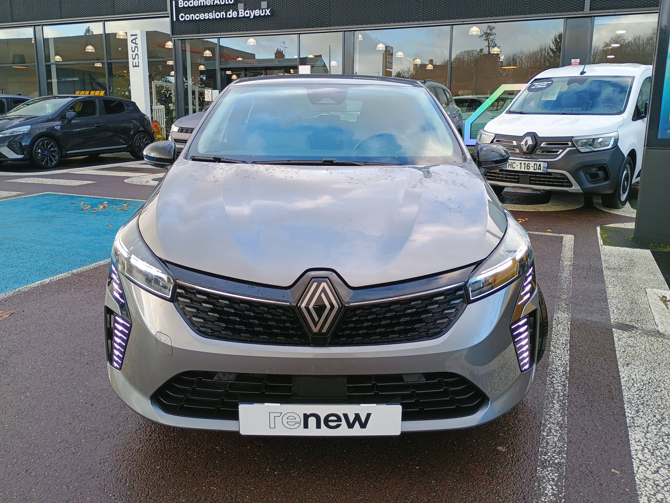 Vente en ligne Renault Clio 5 Clio SCe 65 au prix de 14 990 €