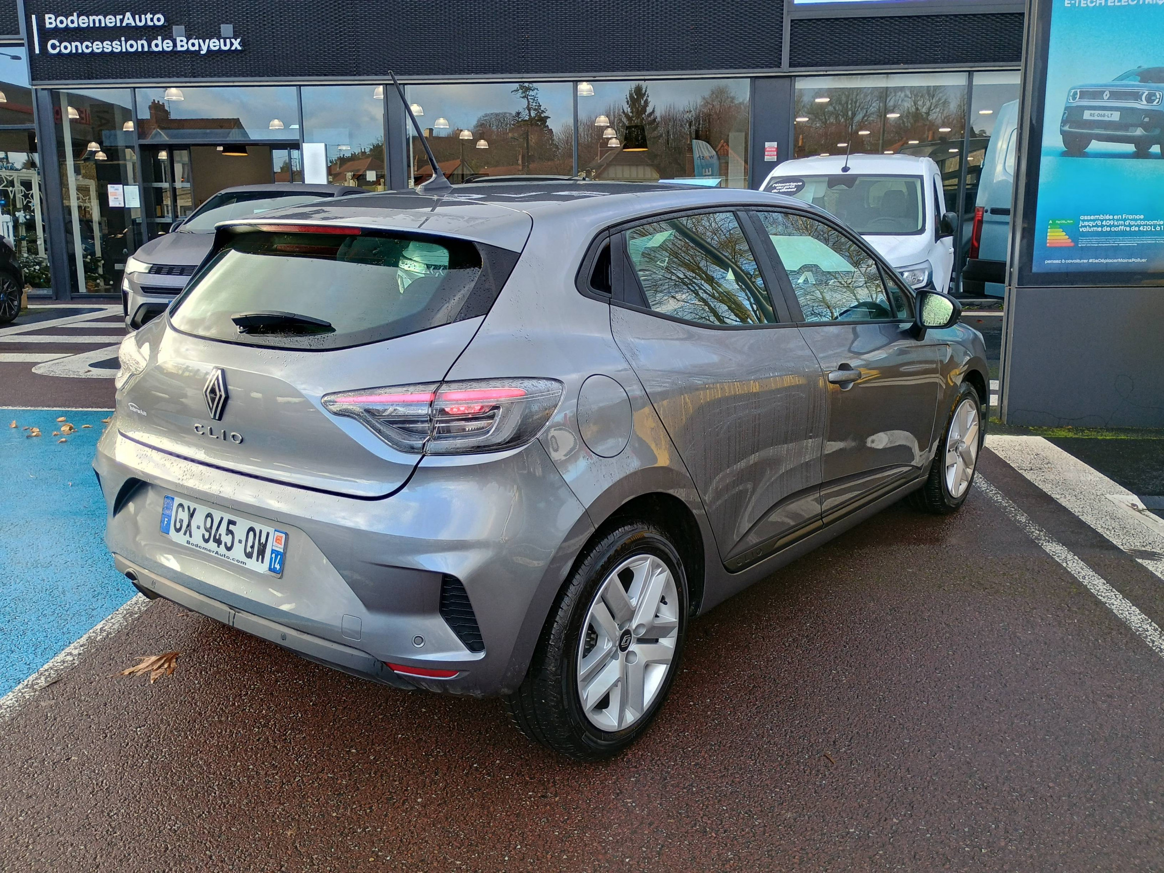 Vente en ligne Renault Clio 5 Clio SCe 65 au prix de 14 990 €