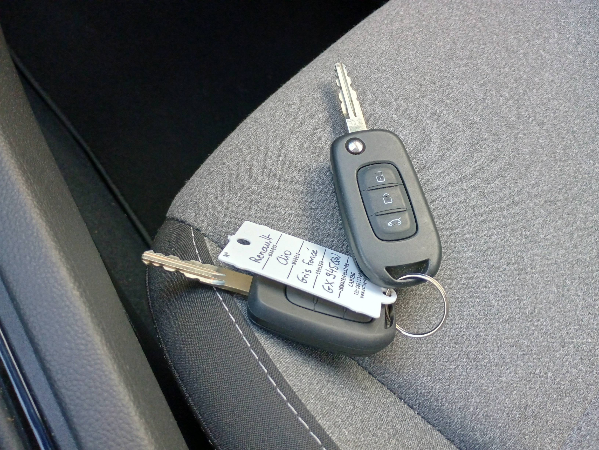 Vente en ligne Renault Clio 5 Clio SCe 65 au prix de 14 990 €