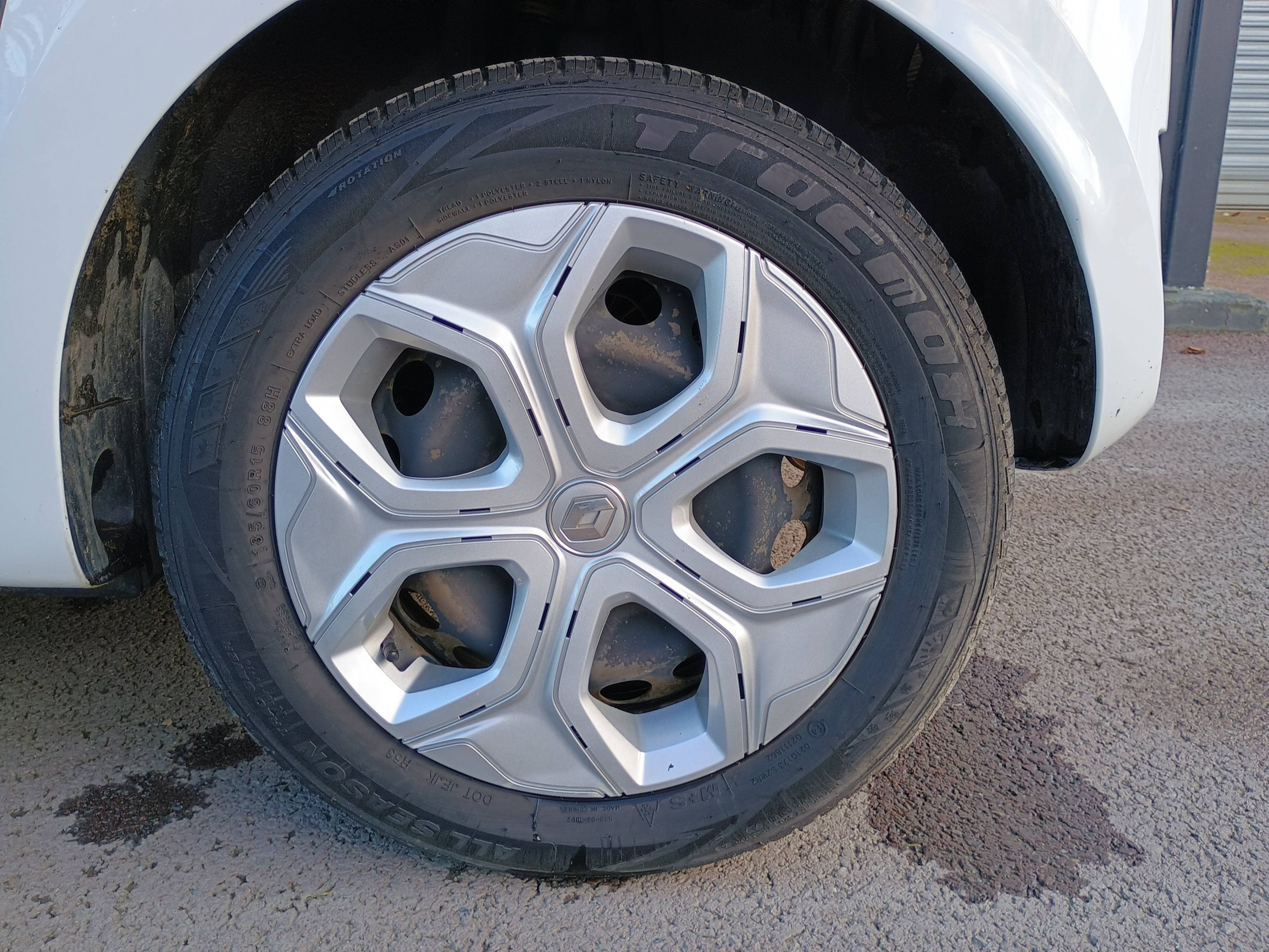 Vente en ligne Renault Twingo 3  SCe 65 au prix de 10 590 €