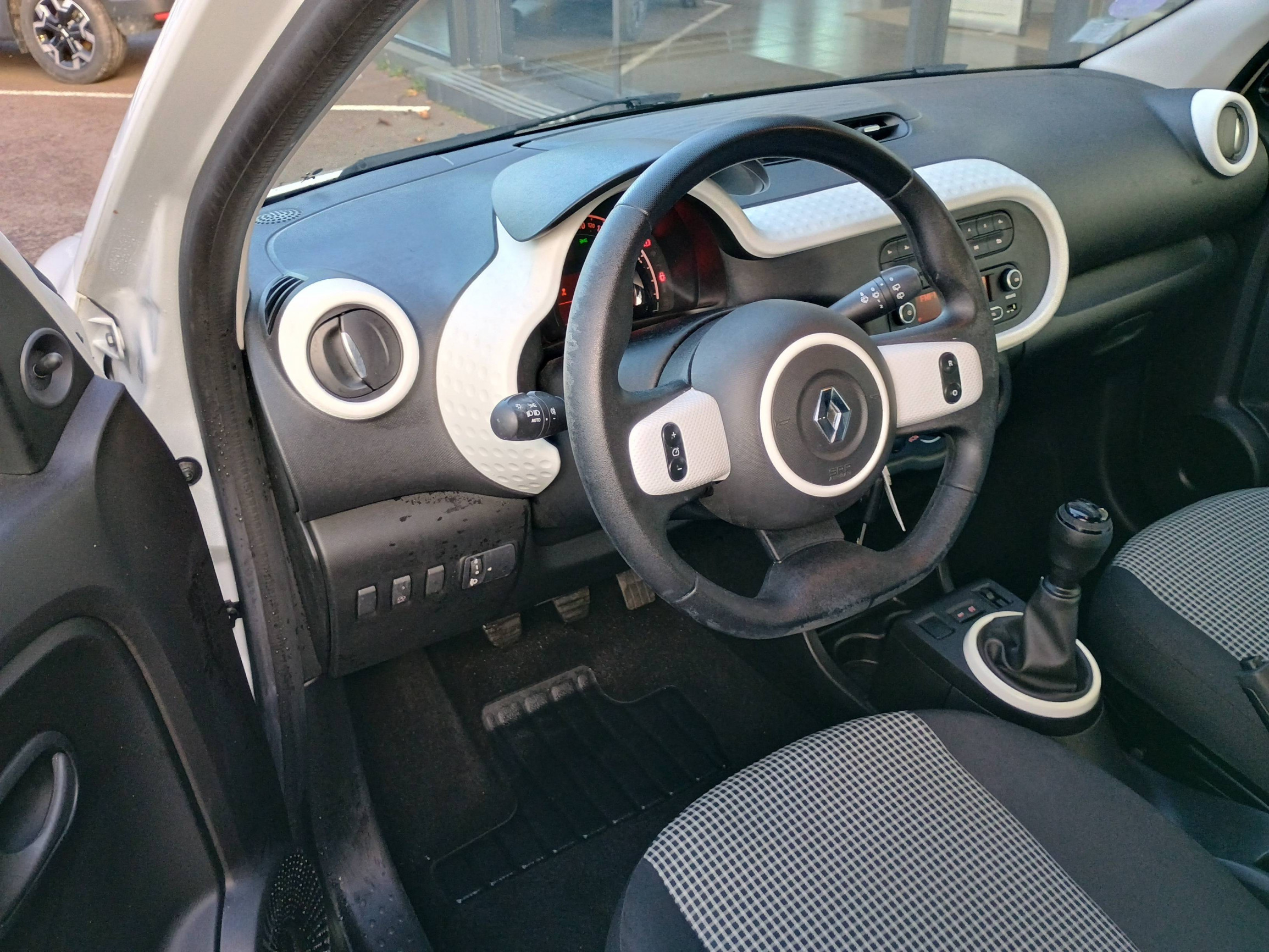 Vente en ligne Renault Twingo 3  SCe 65 au prix de 10 590 €