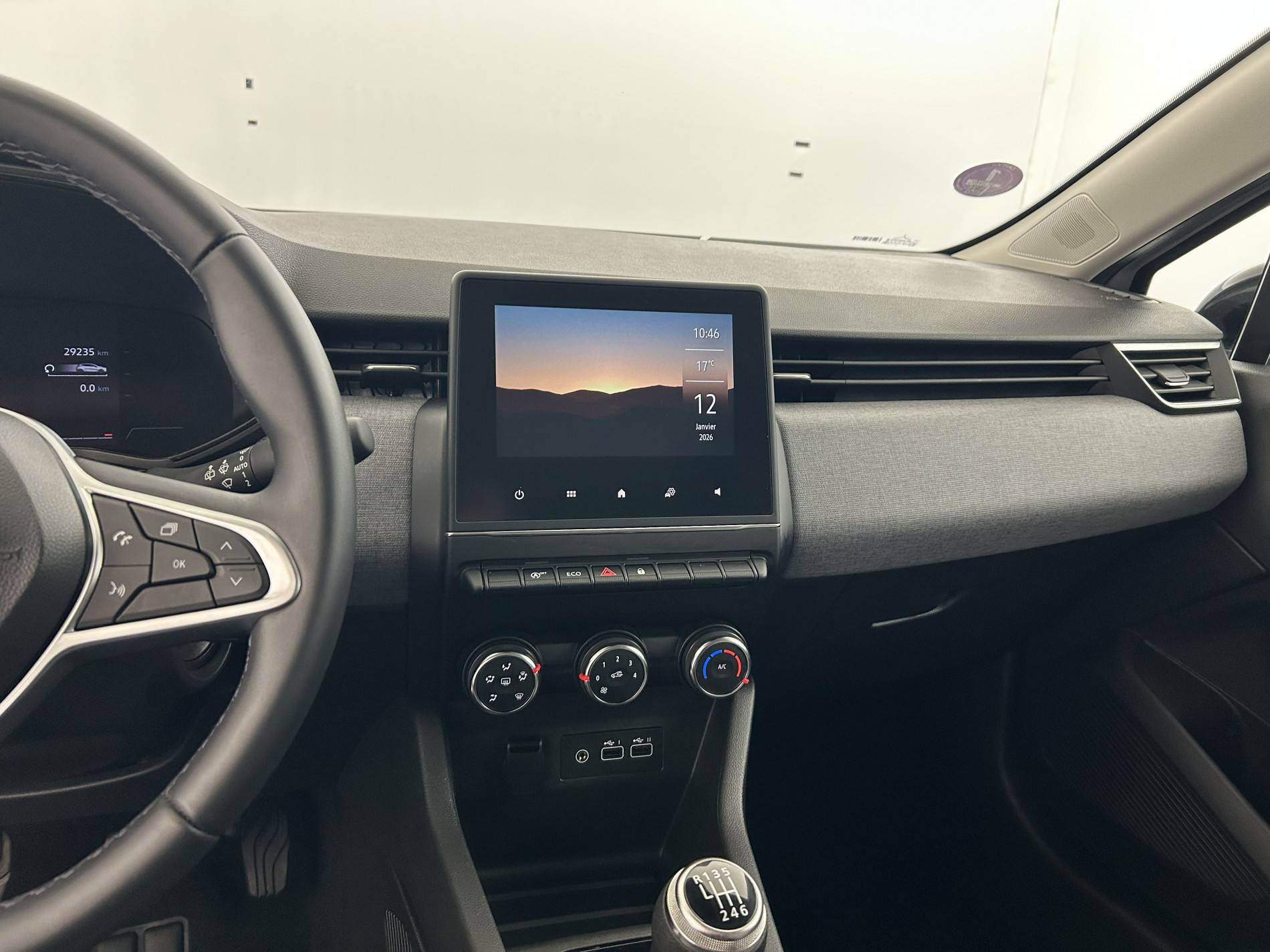 Vente en ligne Renault Clio 5 Clio TCe 90 au prix de 14 990 €