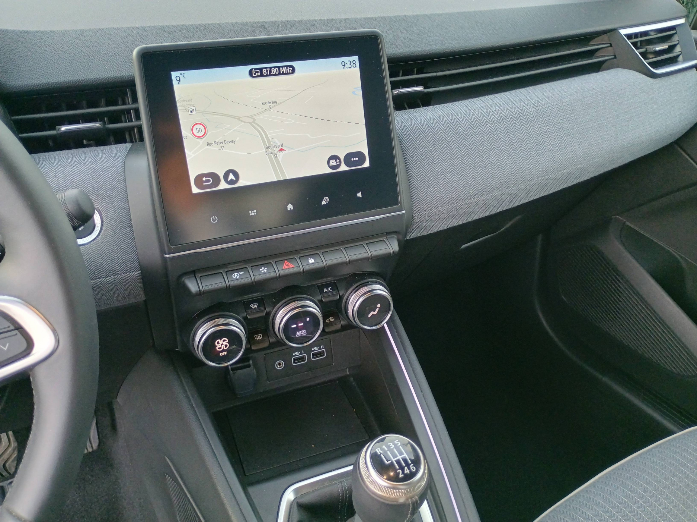 Vente en ligne Renault Clio 5 Clio Eco-G 100 ch GSR2 au prix de 16 990 €