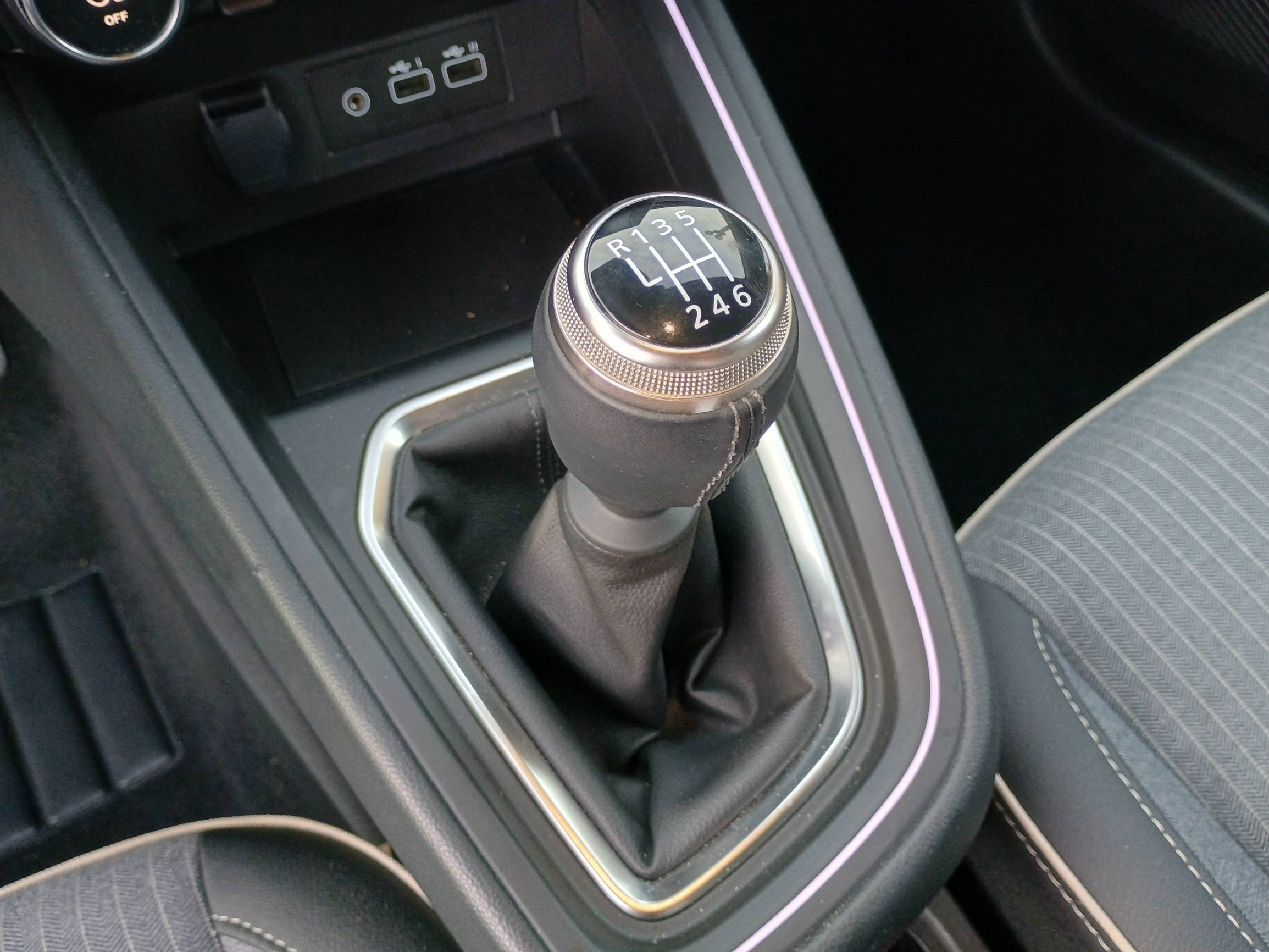 Vente en ligne Renault Clio 5 Clio Eco-G 100 ch GSR2 au prix de 16 990 €