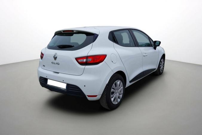 Vente en ligne Renault Clio 4 Clio dCi 75 Energy au prix de 9 990 €