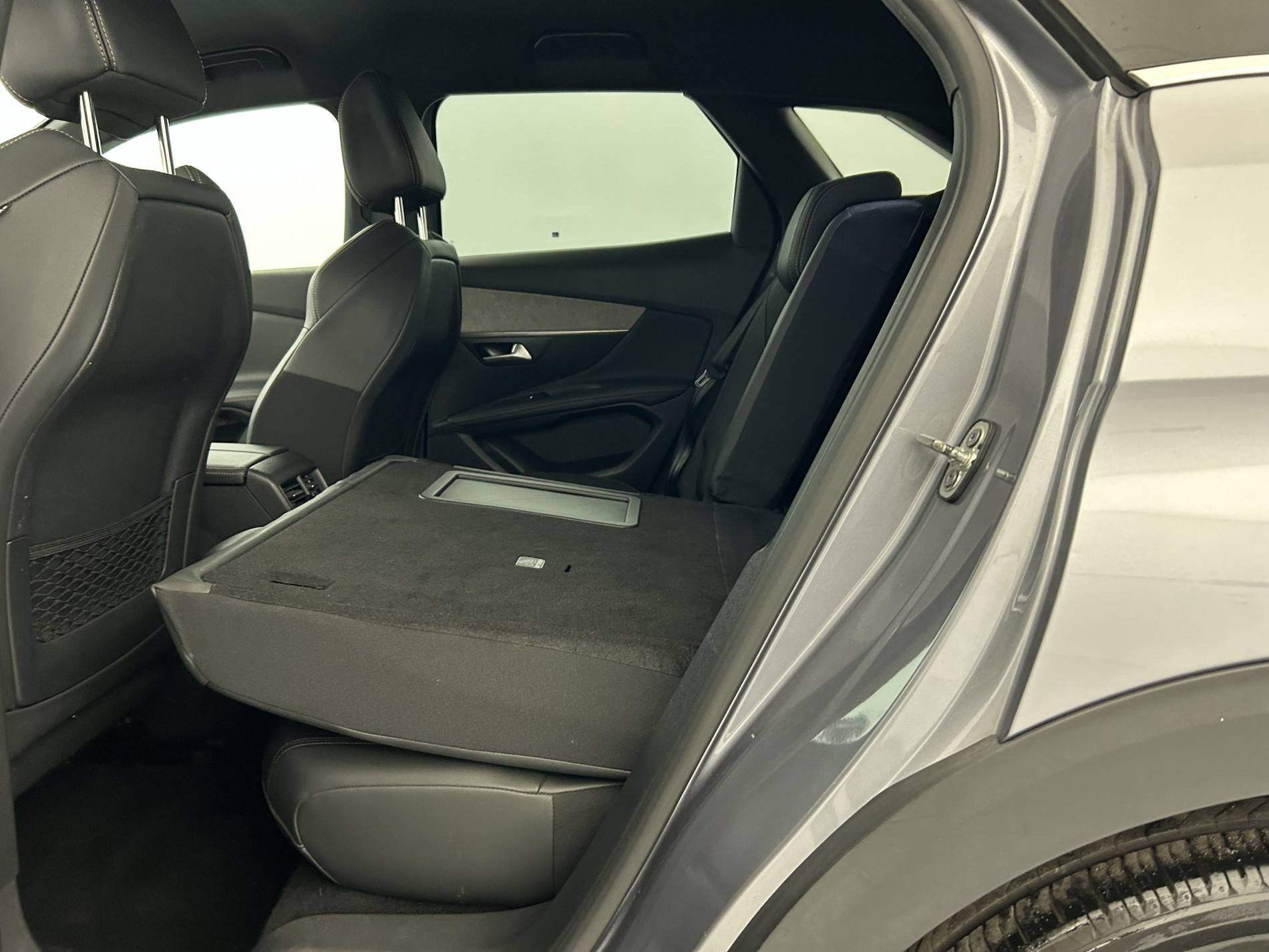 Vente en ligne Peugeot 3008  BlueHDi 130ch S&S EAT8 au prix de 19 990 €