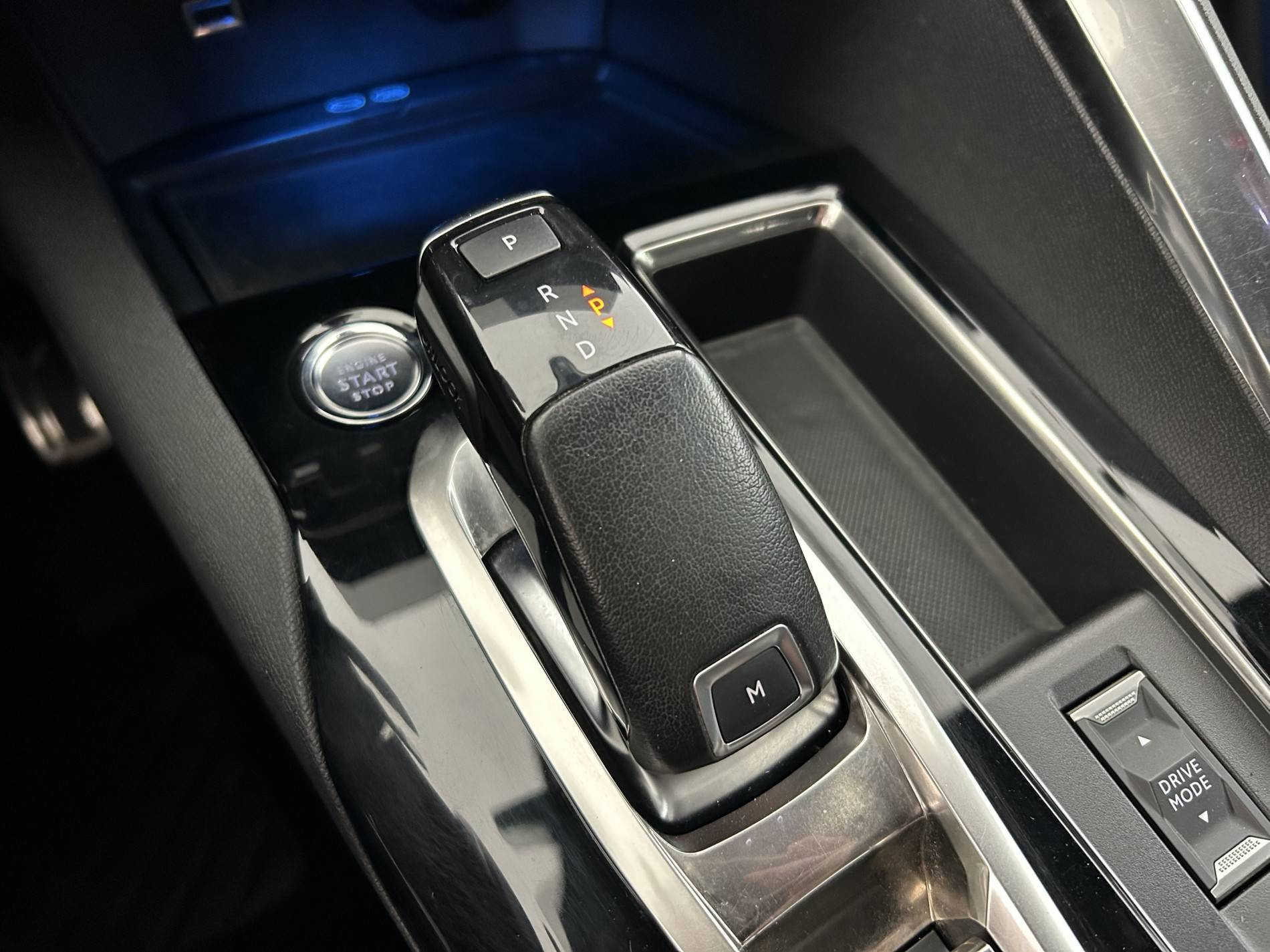 Vente en ligne Peugeot 3008  BlueHDi 130ch S&S EAT8 au prix de 19 990 €