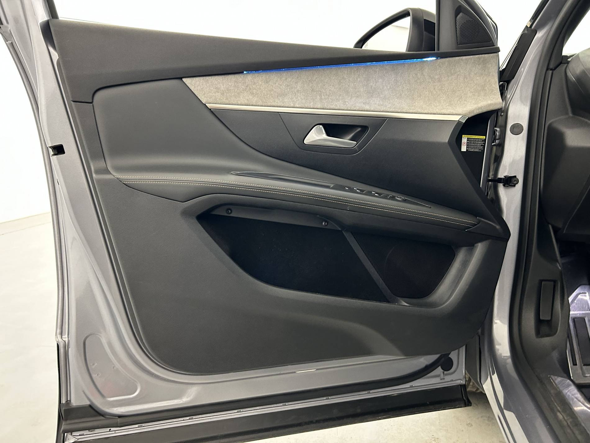 Vente en ligne Peugeot 3008  BlueHDi 130ch S&S EAT8 au prix de 19 990 €