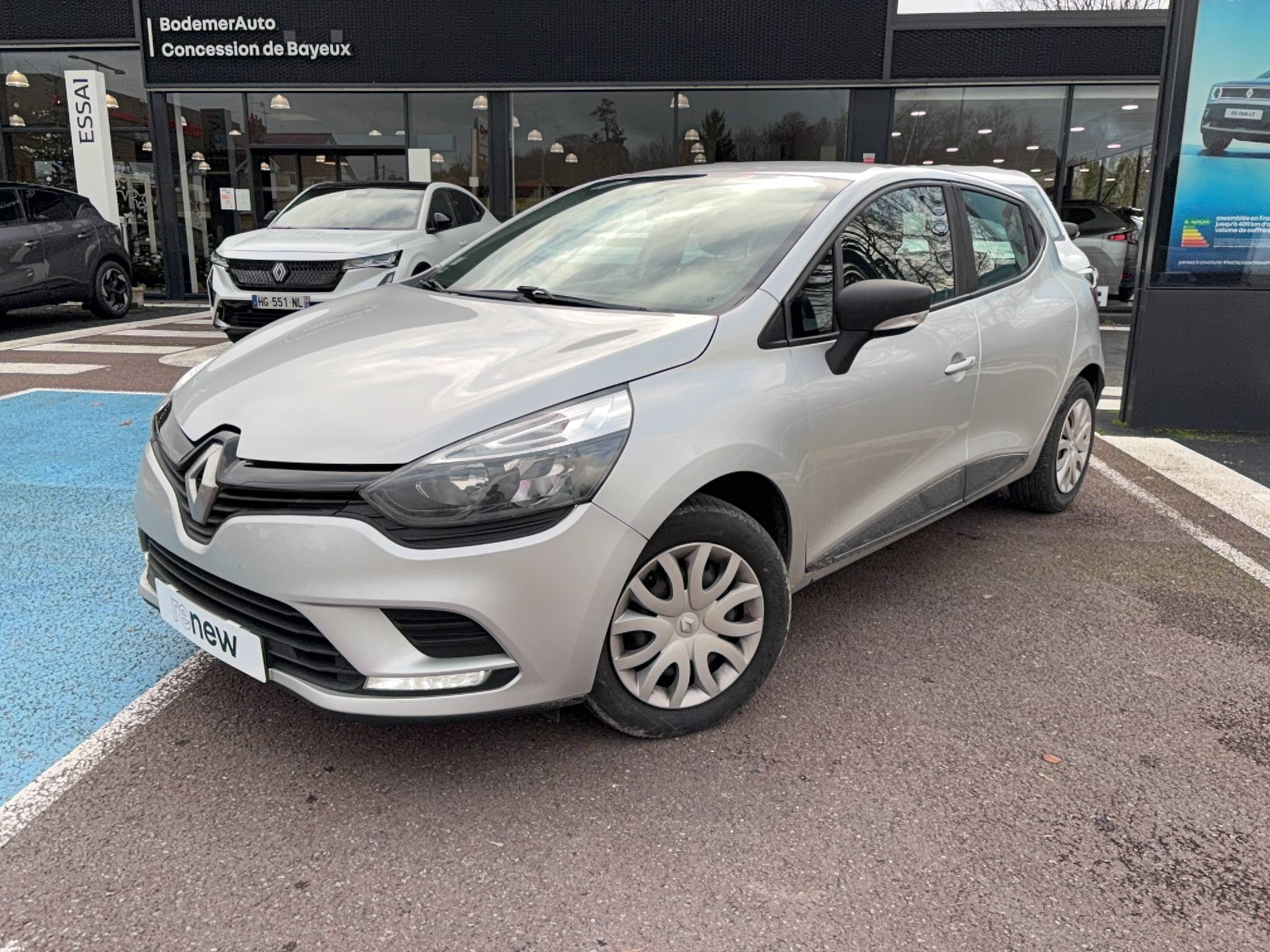 Renault Clio 4 Clio 1.2 16V 75 occasion de 2017 en vente à Bayeux