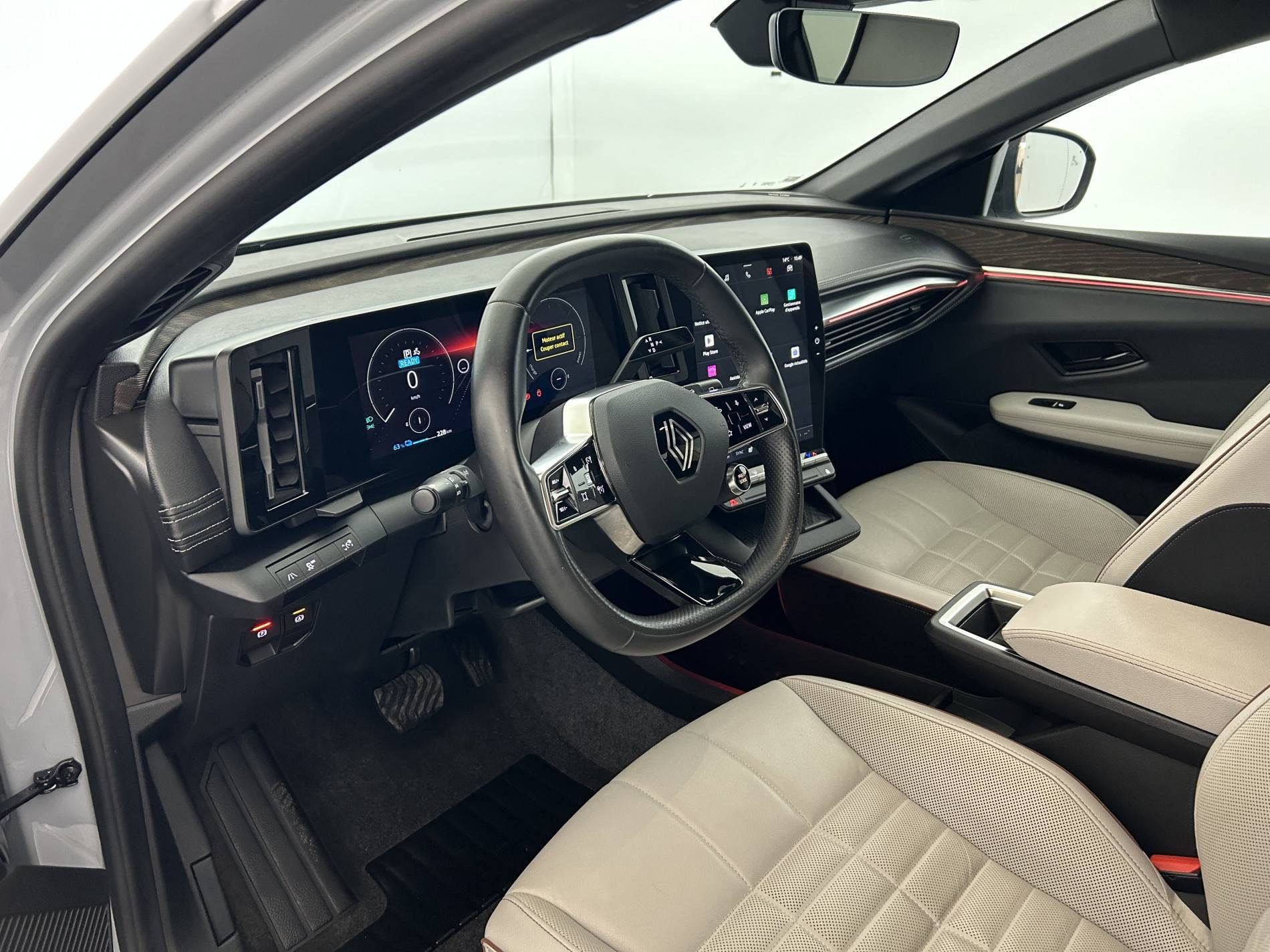 Vente en ligne Renault Megane E-Tech  EV60 220 ch super charge au prix de 23 990 €