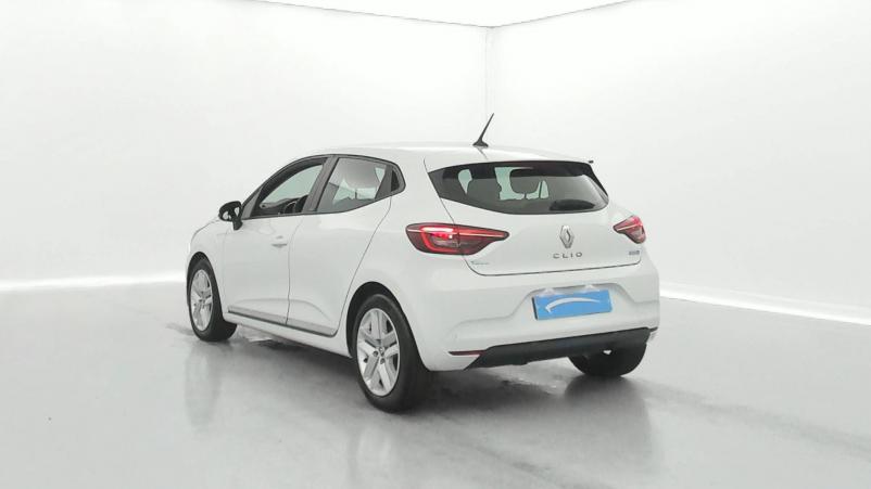 Vente en ligne Renault Clio 5 Clio E-Tech 140 au prix de 15 990 €