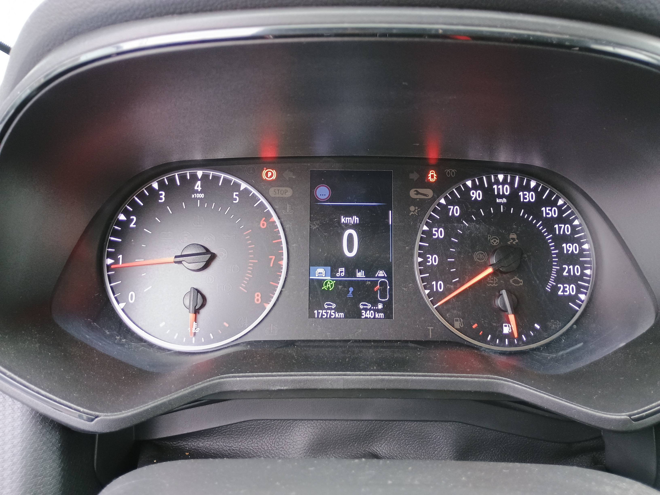 Vente en ligne Renault Clio 5 Clio TCe 90 au prix de 14 790 €