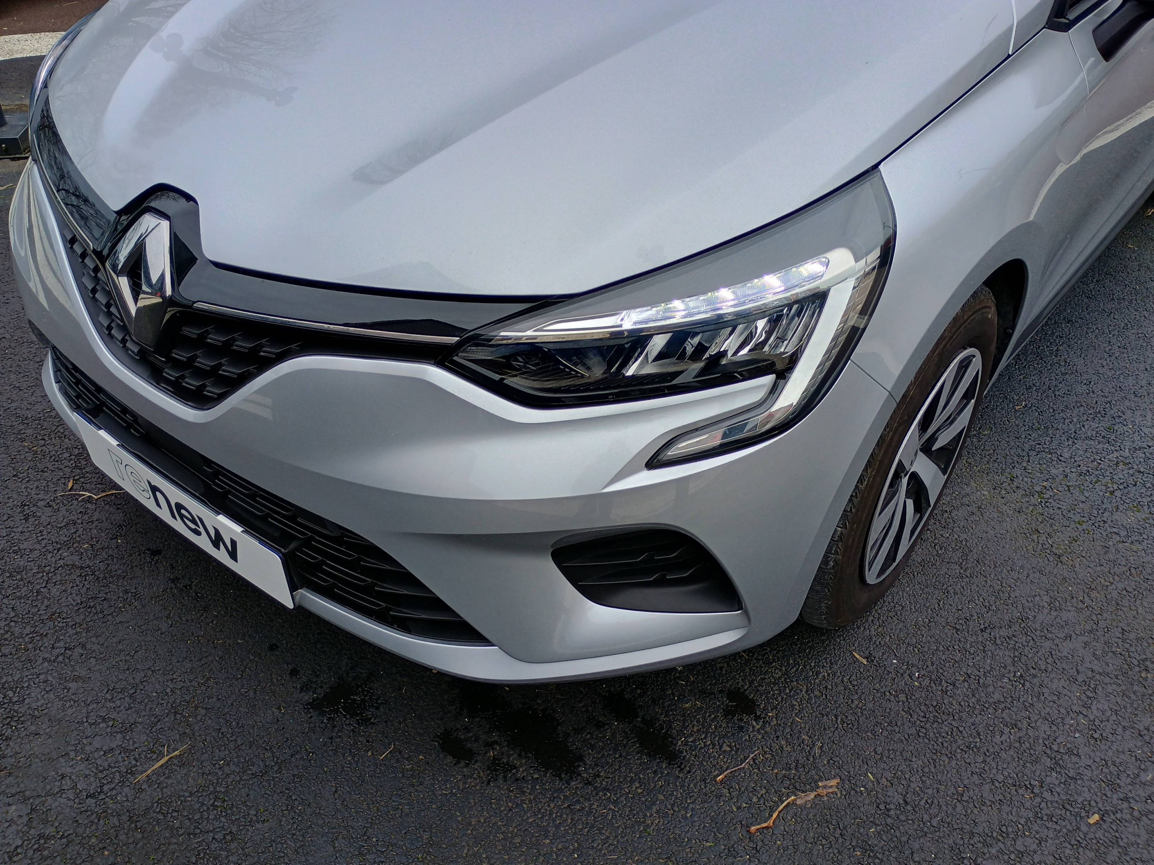 Vente en ligne Renault Clio 5 Clio TCe 90 au prix de 14 790 €