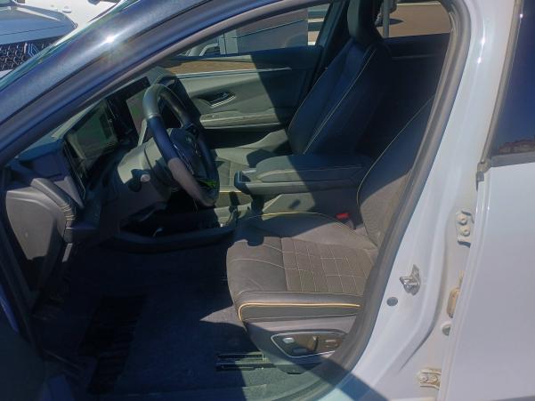 Vente en ligne Renault Megane E-Tech  EV60 220 ch super charge au prix de 27 990 €