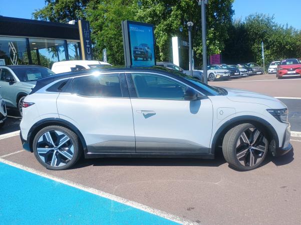 Vente en ligne Renault Megane E-Tech  EV60 220 ch super charge au prix de 27 990 €