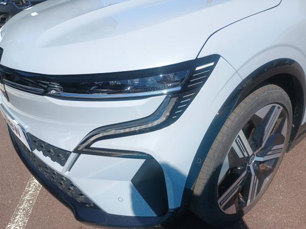 Vente en ligne Renault Megane E-Tech  EV60 220 ch super charge au prix de 27 990 €
