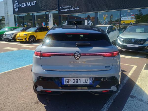Vente en ligne Renault Megane E-Tech  EV60 220 ch super charge au prix de 27 990 €