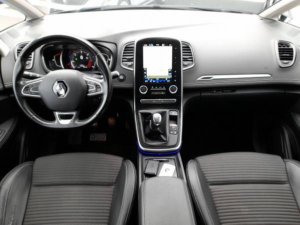 Vente en ligne Renault Grand Scenic 4 Grand Scenic Blue dCi 150 au prix de 21 590 €