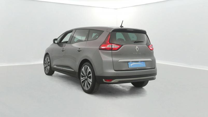 Vente en ligne Renault Grand Scenic 4 Grand Scenic Blue dCi 120 - 21 au prix de 18 990 €