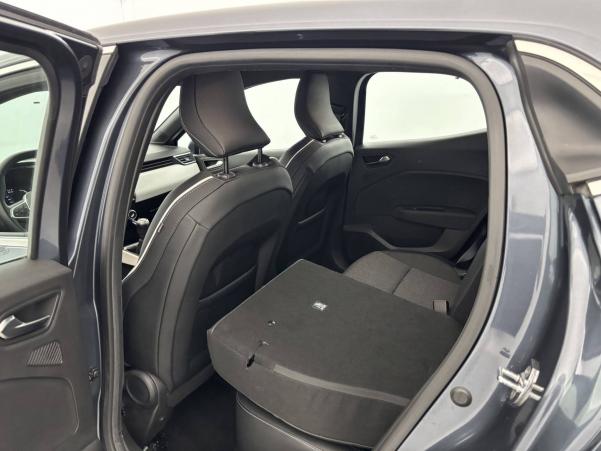Vente en ligne Renault Clio 5 Clio Blue dCi 100 - 21N au prix de 15 990 €