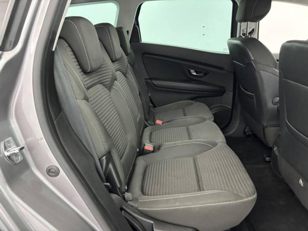 Vente en ligne Renault Grand Scenic 4 Grand Scenic Blue dCi 120 - 21 au prix de 18 990 €