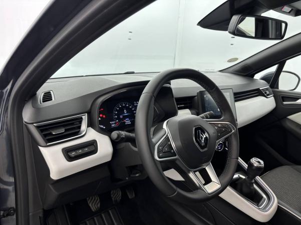 Vente en ligne Renault Clio 5 Clio Blue dCi 100 - 21N au prix de 15 990 €