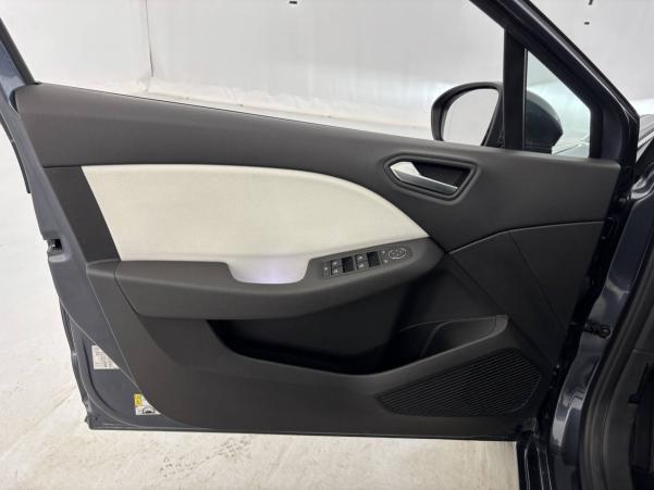 Vente en ligne Renault Clio 5 Clio Blue dCi 100 - 21N au prix de 15 990 €