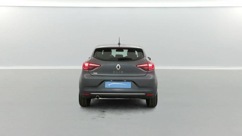 Vente en ligne Renault Clio 5 Clio Blue dCi 100 - 21N au prix de 15 990 €