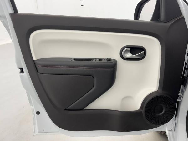 Vente en ligne Renault Twingo Electrique Twingo III E-Tech au prix de 12 590 €