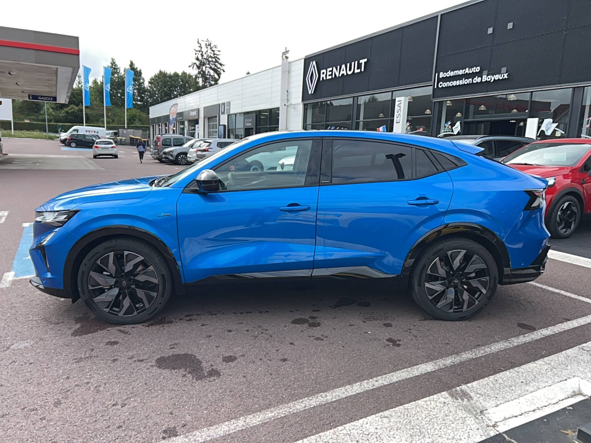 Vente en ligne Renault Rafale  E-Tech full hybrid 200 au prix de 44 490 €