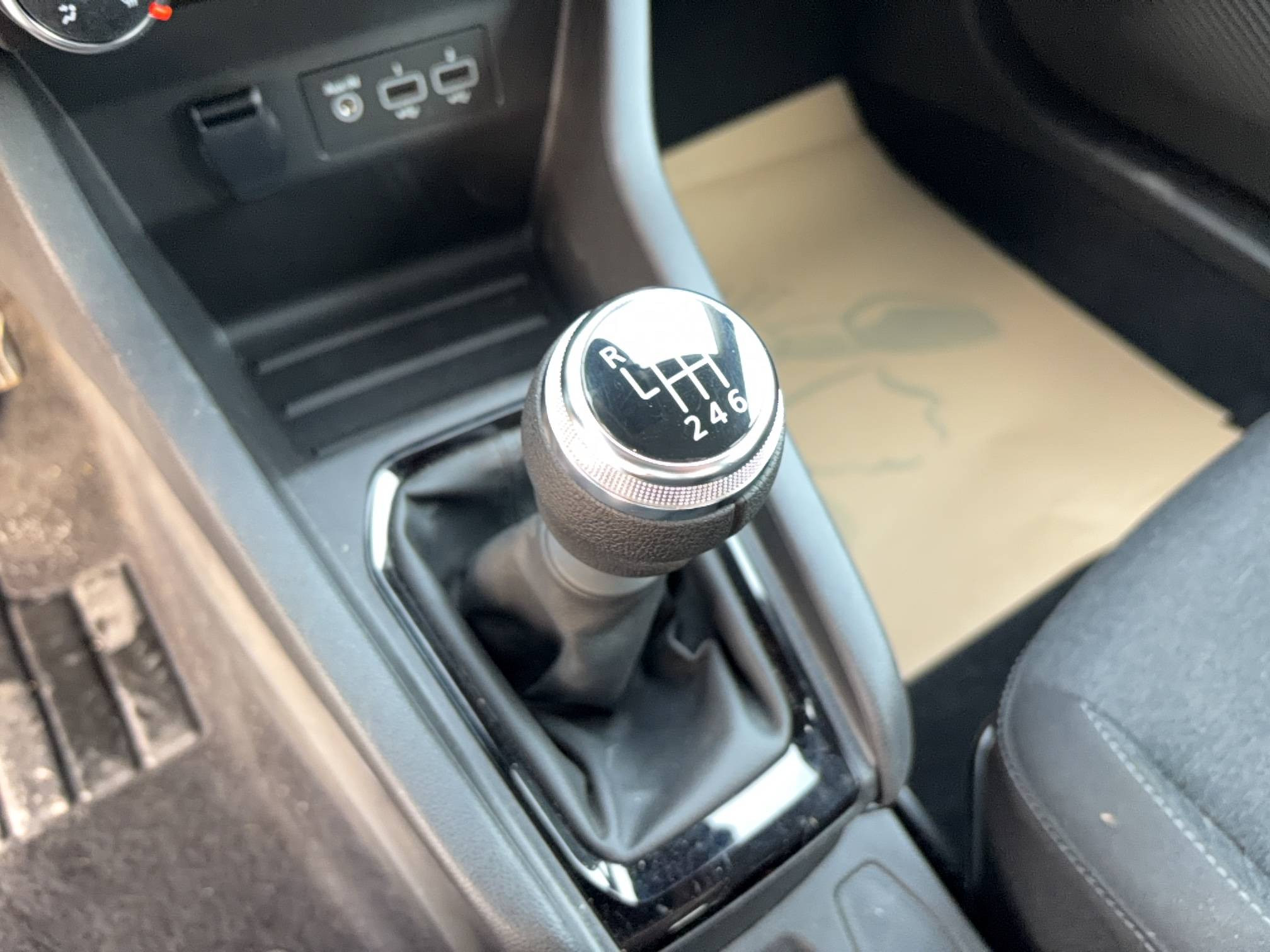 Vente en ligne Renault Clio 5 Clio TCe 90 au prix de 14 790 €