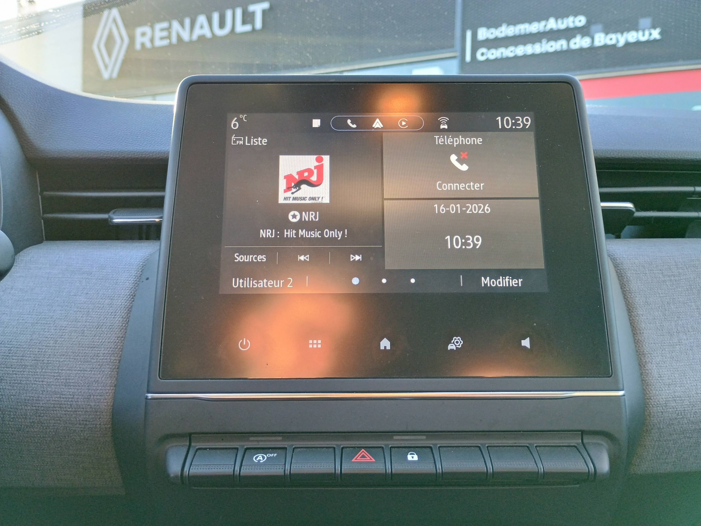 Vente en ligne Renault Clio 5 Clio SCe 65 au prix de 14 990 €