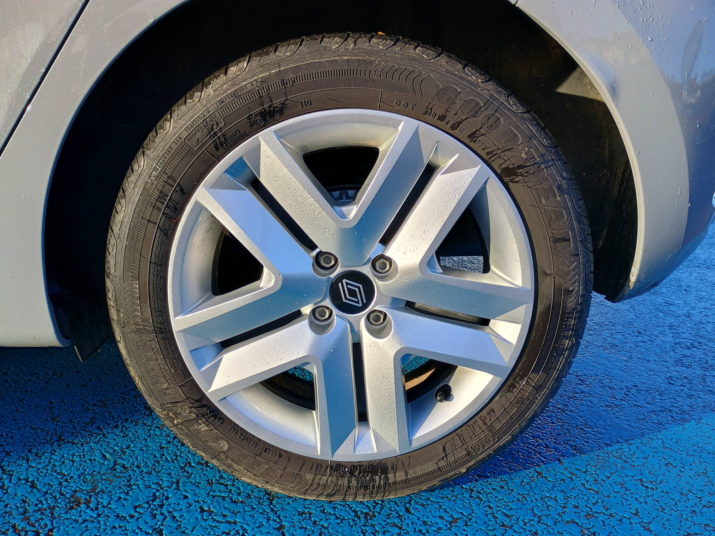 Vente en ligne Renault Clio 5 Clio SCe 65 au prix de 14 990 €